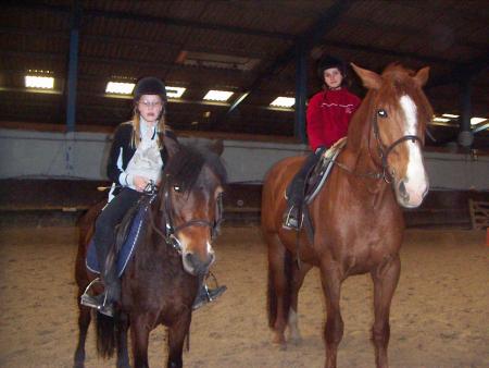 Moi = Hedi  Chloé = Kin's